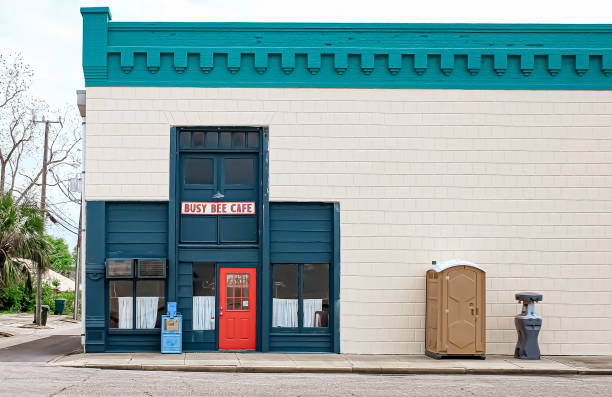 Portable restroom solutions in Flordell Hills, MO